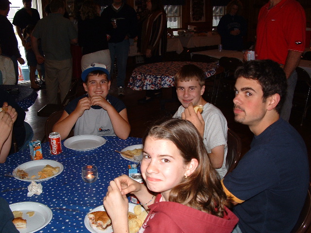 Table o' kids 2